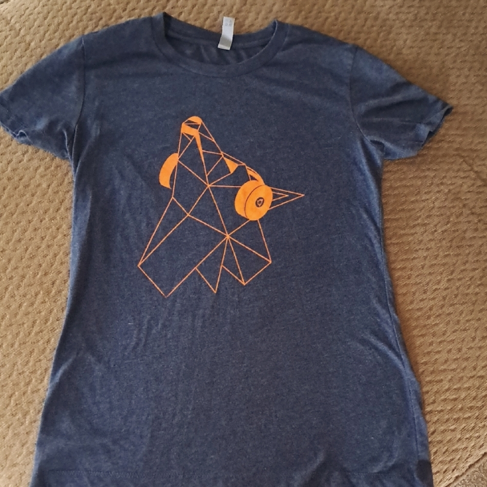 Ubuntu Short Sleeve T-shirt Size: Medium